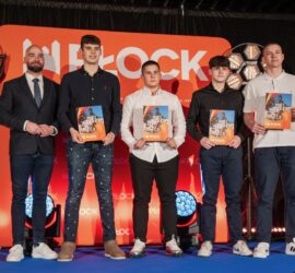 Processed with VSCO with hb2pro preset